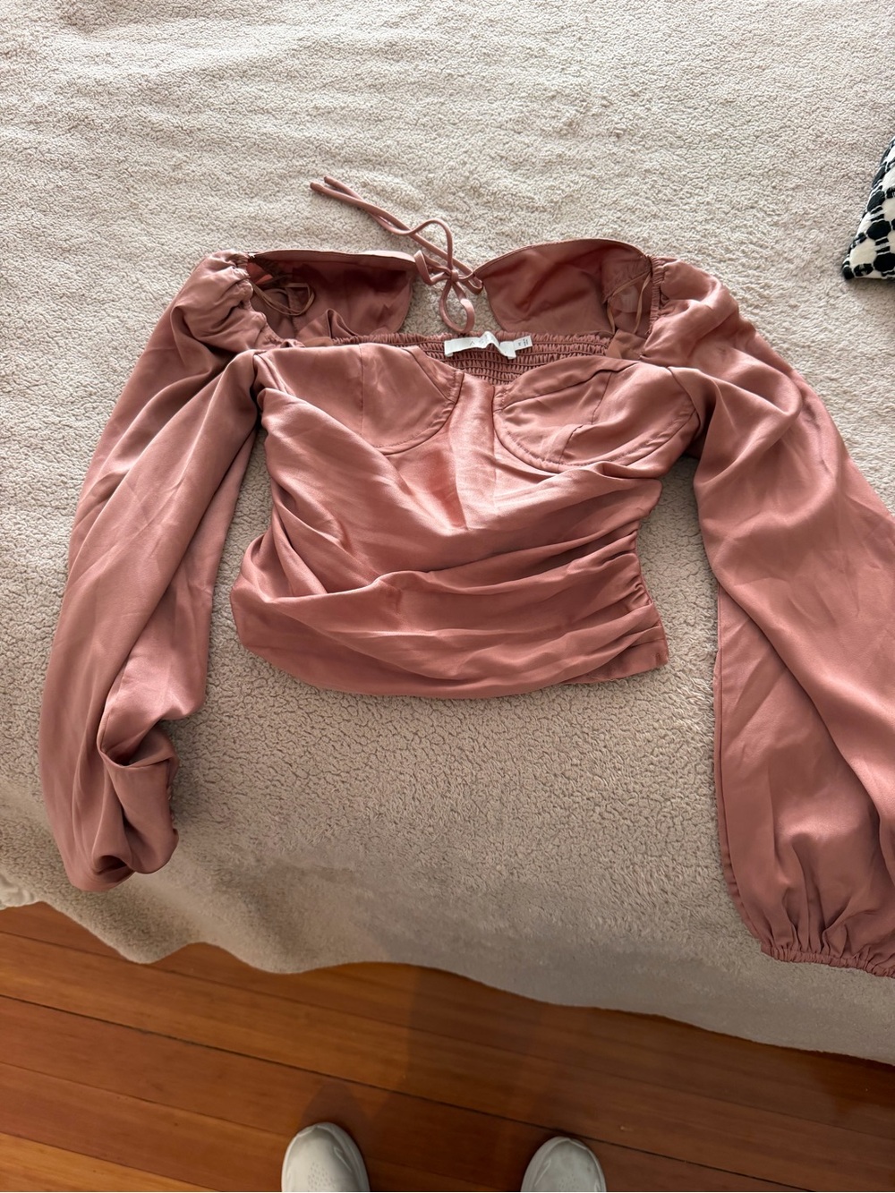 Astr Dusty Rose Off-Shoulder Long Sleeve Crop Top